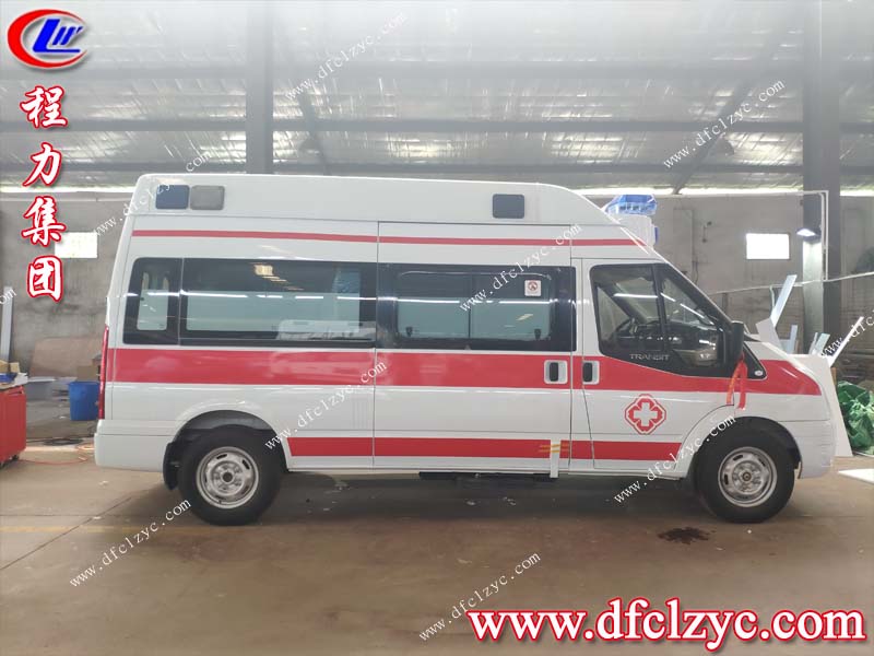 （國(guó)六）江鈴福特v348醫(yī)療救護(hù)車