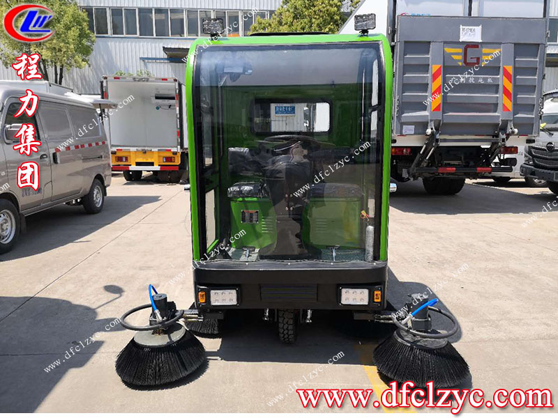 程力集團(tuán)新能源電動(dòng)掃地機(jī)AUK-S016